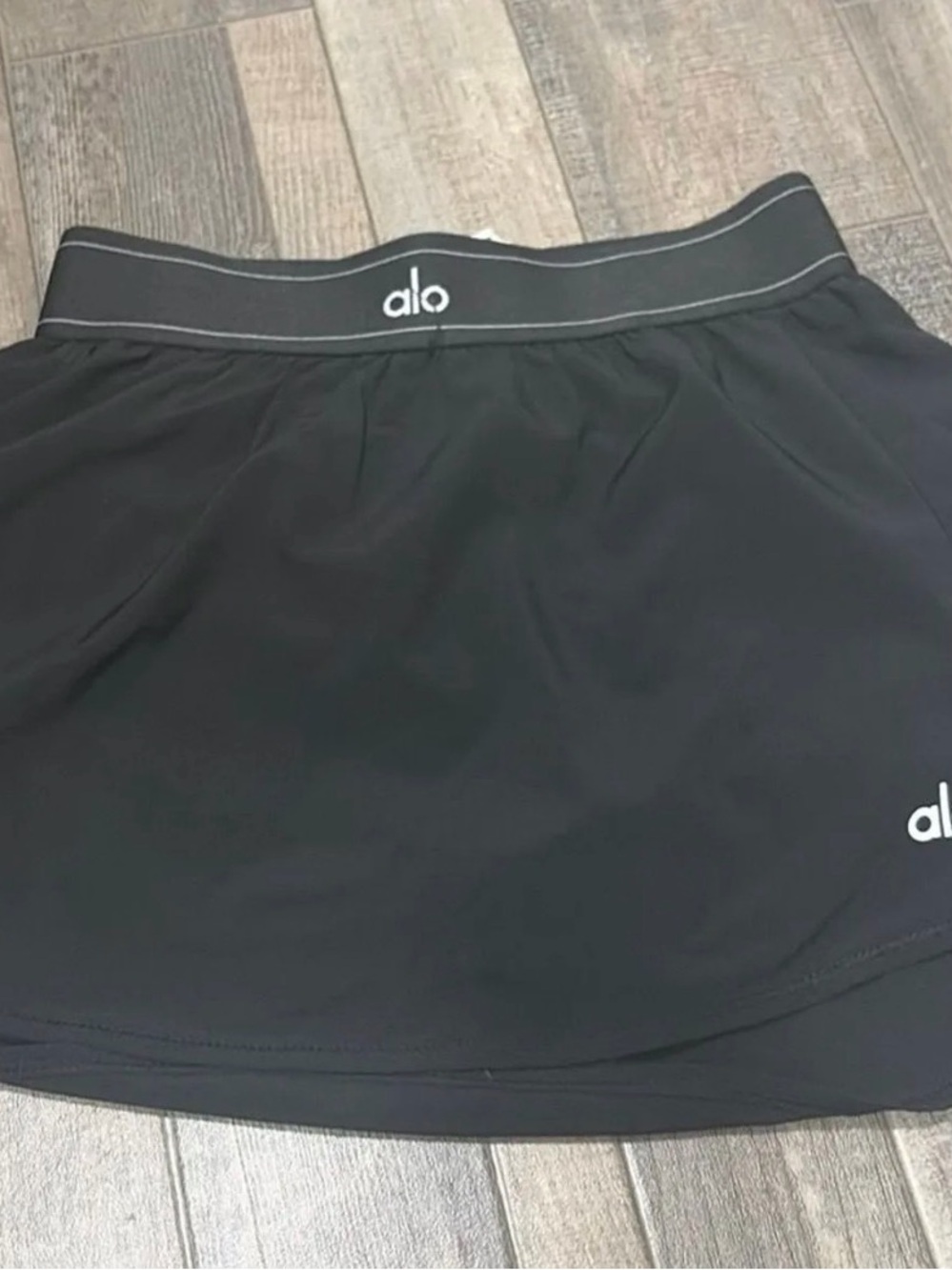 ALO Yoga Black Active Mini Skirt with Logo Waistband